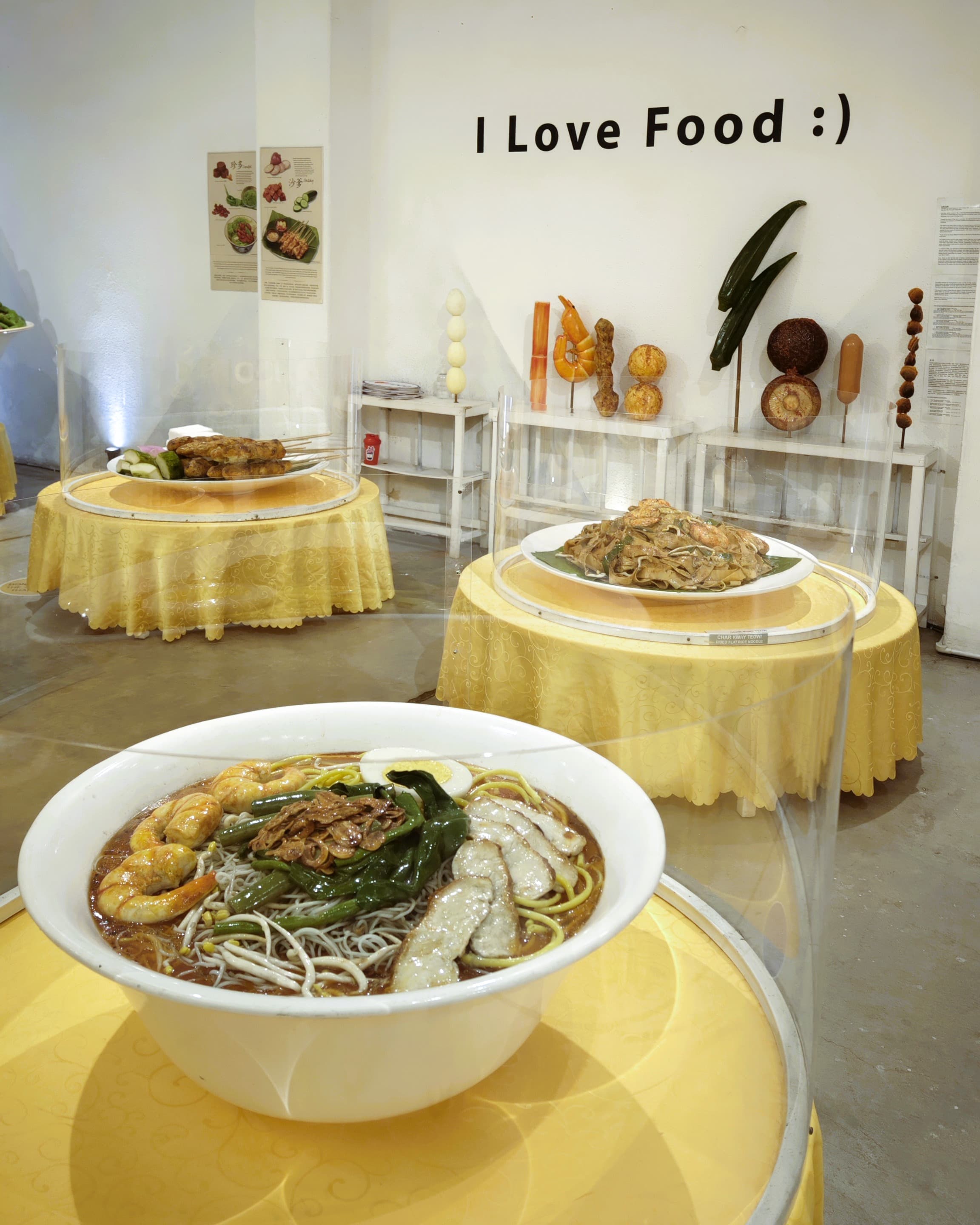 Giant replica dish display at the Wonderfood Museum in George Town, Penang